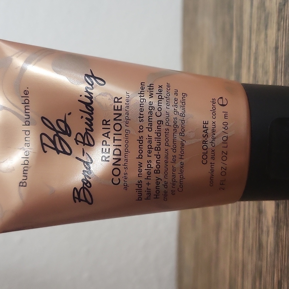 BUMBLE AND BUMBLE Bond Building Repair Conditioner Travel Size - Picture 3 of 3